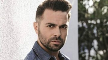 Ηλίας Βρεττός για τις φωτιές στην Εύβοια: Πονάει η καρδιά μου, νιώθω οργή και θλίψη