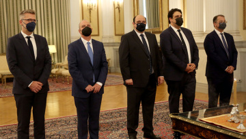 Τι αλλάζει στην κυβέρνηση και το Μέγαρο Μαξίμου