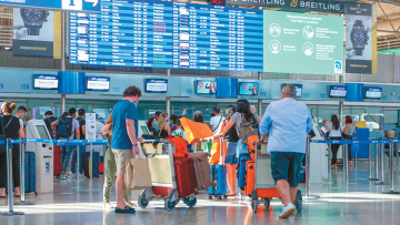 Τουρισμός: Σχεδόν 2 εκατ. ταξιδιώτες αναμένονται στην Ελλάδα τις επόμενες δύο εβδομάδες