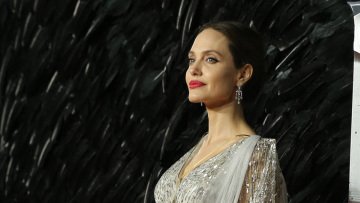 Αντζελίνα Τζολί: Δημιούργησε λογαριασμό στο Instagram και δημοσιοποίησε το γράμμα έφηβης από το Αφγανιστάν