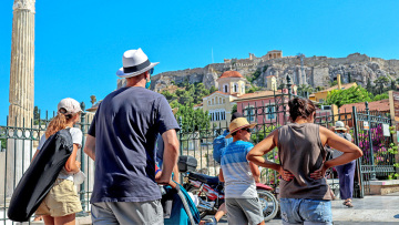 Κορωνοϊός: «Μαύρο» ρεκόρ με 4.608 κρούσματα - 326 οι διασωληνωμένοι, 32 θάνατοι