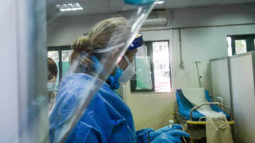 Ανακαλούνται οι άδειες των υγειονομικών από 1η Σεπτεμβρίου