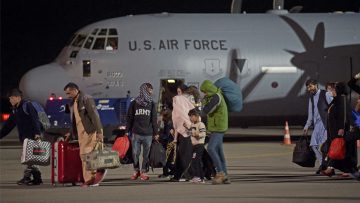 Καμπούλ: Αποχώρησαν οι τελευταίοι Αμερικανοί - Συναγερμός για νέα χτυπήματα από Αλ Κάιντα και ISIS την D-Day