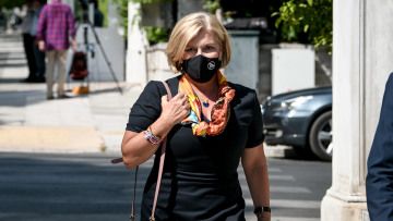 Γκάγκα για πλαστά πιστοποιητικά: Θα υπάρξουν κυρώσεις, θα είμαστε άτεγκτοι