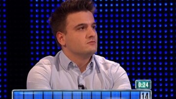 Πήγε σε τηλεπαιχνίδι για να... βγάλει ένα μεταχειρισμένο αυτοκίνητο και τελικά κέρδισε 87.000 ευρώ (vid)