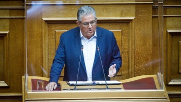 Κουτσούμπας για Μίκη Θεοδωράκη:  Κατάφερε να χωρέσει στο έργο του όλο το έπος της λαϊκής πάλης του 20ού αιώνα στη χώρα