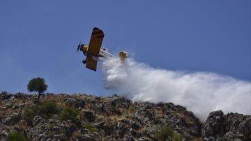 Συνδρομή εναέριων δυνάμεων στην Αλβανία για την αντιμετώπιση της μεγάλης πυρκαγιάς