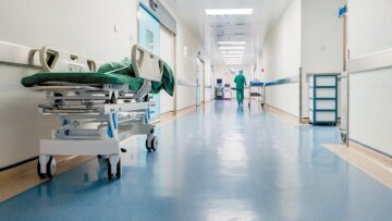 Σέρρες: Ανεμβολίαστος διευθυντής αναισθησιολόγος πήγε να αναλάβει καθήκοντα, αλλά μπήκε σε αναστολή