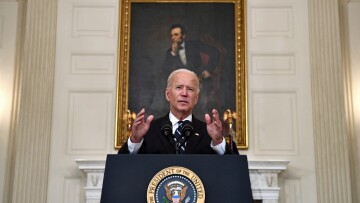 Μπάιντεν: Απαίτησε από όλους τους ομοσπονδιακούς υπαλλήλους να εμβολιαστούν ή να αντιμετωπίσουν πειθαρχικά μέτρα