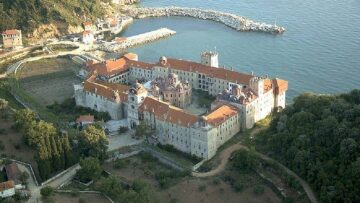 Κορωνοϊός: Τέσσερα κρούσματα σε μοναχούς στη Μονή Εσφιγμένου στο Άγιο Όρος