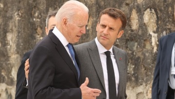 ΑUKUS: Ο Λευκός Οίκος «λυπάται» για την απόφαση της Γαλλίας να ανακαλέσει τον πρεσβευτή της