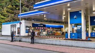 Γερμανία: Εν ψυχρώ δολοφονία σε βενζινάδικο - Αρνητής της μάσκας σκότωσε υπάλληλο που του ζήτησε να την φορέσει