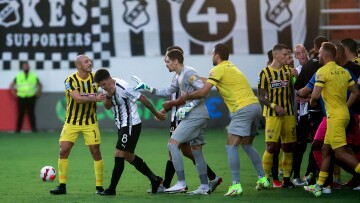 Ανάλυση Κλάτενμπεργκ: «Σωστή η κόκκινη στον Λιβάι και η κίτρινη στον Καμάου»