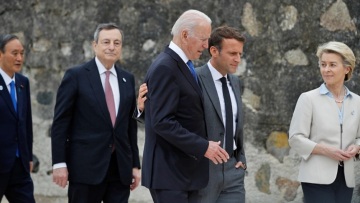 Μπάιντεν και Μακρόν συμφώνησαν να συναντηθούν στην Ευρώπη στα τέλη Οκτωβρίου