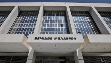 Ο Άρειος Πάγος βάζει στοπ στους αντιεμβολιαστές: Τέλος το αυτόφωρο για καθηγητές και γιατρούς