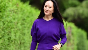 ΗΠΑ: Να «αναβληθούν» οι διώξεις κατά της οικονομικής διευθύντριας της Huawei Μενγκ Ουανγκζού