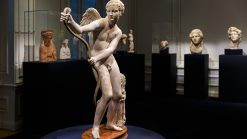 «ΚΑΛΛΟΣ. Η Υπέρτατη Ομορφιά»: Η νέα αρχαιολογική έκθεση του Μουσείου Κυκλαδικής Τέχνης