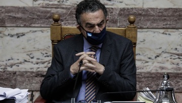 Αντιδράσεις ΣΥΡΙΖΑ - ΠΑΣΟΚ για τις δηλώσεις Αθανασίου περί παρακολουθήσεων Ελλήνων μουσουλμάνων βουλευτών