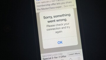 Δημοσίευμα-«βόμβα»: Πωλούνται δεδομένα 1,5 δισ. χρηστών του Facebook σε... χάκερ!