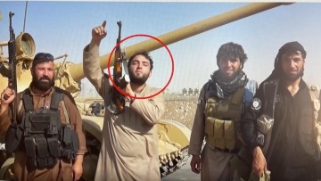 Δείτε φωτογραφία: Ο 34χρονος τζιχαντιστής που συνελήφθη στην Αθήνα με καλάσνικοφ στα χέρια