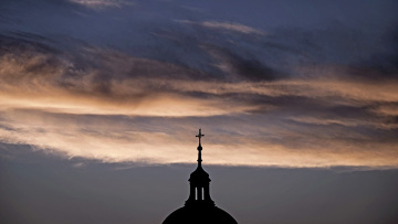 Ανατριχίλα από τις μαρτυρίες για τους βιασμούς ανηλίκων στην Καθολική Εκκλησία 