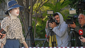 Επίθεση με βιτριόλι: «Έκαψαν» την Έφη οι καταθέσεις των μαρτύρων - Όσα έγιναν εχθές στη δίκη