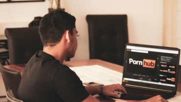 Το PornHub απογειώθηκε με την «πτώση» των Facebook, Instagram και WhatsApp: Θεαματική αύξηση