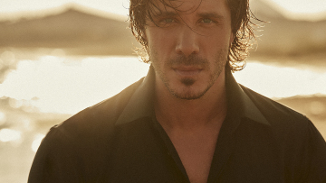 Νίκος Οικονομόπουλος: Ξεκινάει τις εμφανίσεις του στο Fantasia