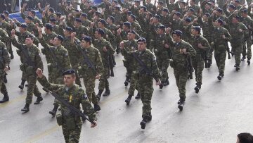 Δημοσκόπηση Marc: «Ναι» στις παρελάσεις, πρώτος ο ΣΥΡΙΖΑ στους ανεμβολίαστους, πιο φιλική χώρα η Γαλλία