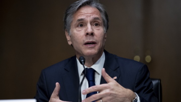 H Ουάσιγκτον «ανησυχεί σοβαρά» για τη ρωσική στρατιωτική παρουσία στα σύνορα με την Ουκρανία