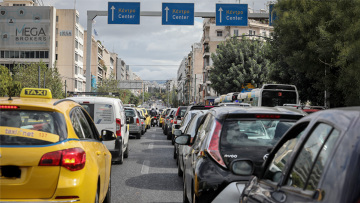 Νέος δακτύλιος από 25 Οκτωβρίου: Σύσκεψη στο Μαξίμου και ανακοινώσεις τα επόμενα 24ωρα - Ποιοι θα εξαιρούνται