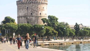 Κορωνοϊός – Καπραβέλος: Δύσκολη η κατάσταση στη Βόρεια Ελλάδα – Χωρίς θεατές η παρέλαση της 28ης Οκτωβρίου