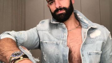 Σαρμπέλ: «Ήταν καιρός να βγάλω ξανά τραγούδι»