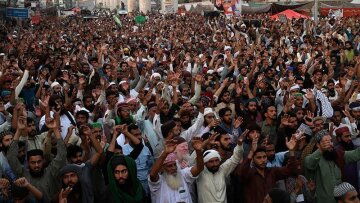 Πακιστάν: Νεκροί τρεις αστυνομικοί σε συγκρούσεις με διαδηλωτές ισλαμιστικής οργάνωσης