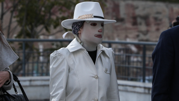 Επίθεση με βιτριόλι: Έφτασε η Ιωάννα στο δικαστήριο - Στην τελική ευθεία για την έκδοση της απόφασης