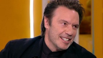 Ο Στράτος Τζώρτζογλου ξεσπά για το #MeToo - «Είναι ψέμα να κρυβόμαστε πίσω από το δάχτυλο μας»