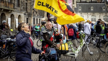 Ο Τζόνσον προειδοποιεί για την COP26: «Αν αποτύχει η Γλασκόβη, όλα θα αποτύχουν»