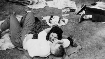 Επειδή η ζωή είναι πολύ μικρή για μέτριο σεξ, οι σεξολόγοι σού λένε πώς θα το κάνεις (τουλάχιστον) καλό