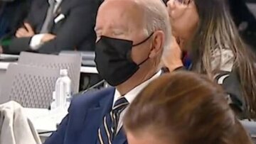 Μπάιντεν: Τον πήρε... ο ύπνος στη διάρκεια ομιλίας στην COP26 - Δείτε βίντεο