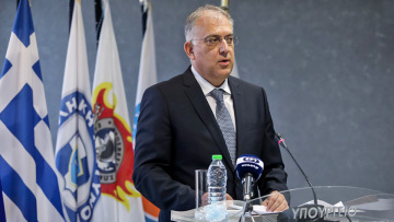 Θεοδωρικάκος: Ολοκληρώθηκαν ειρηνικά οι εκδηλώσεις για το Πολυτεχνείο