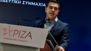 Αλέξης Τσίπρας: Τροπολογία ΣΥΡΙΖΑ για την επίδειξη τεστ και στις εκκλησίες