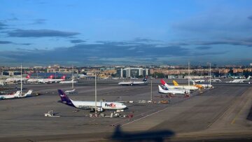 Ισπανία: Επιβάτης έκανε τον άρρωστο σε πτήση για να βοηθήσει να διαφύγουν μετανάστες