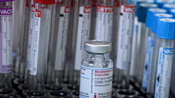 Η Moderna ζητά να χορηγήσει το εμβόλιο για τον κορωνοϊό σε παιδιά 6-11 ετών στην Ε.Ε.