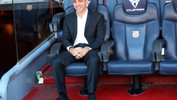 Η Μπαρτσελόνα ανακοίνωσε και επίσημα τη λύση της συνεργασίας με τον Τσάβι