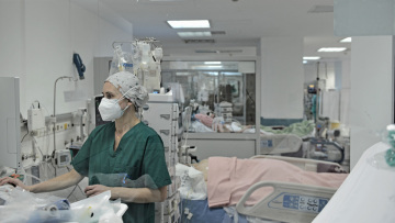 Plan b με τον ιδιωτικό τομέα στη «μάχη» κατά του κορωνοϊού - 900 εισαγωγές σε 48 ώρες