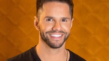 Ο Γιώργος Τσαλίκης ρίχνει τα… καρφιά του και κατανοεί όσους δεν έχουν πάρει αγάπη