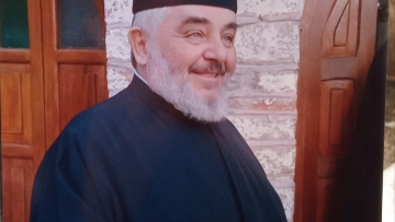 Κορωνοϊός - Ιερέας από Λάρισα: «Νοσηλεύομαι με δύο ανεμβολίαστους, ο ένας είναι θύμα του πνευματικού του»