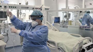 Κορωνοϊός - Σαρηγιάννης: Με 120 θανάτους ημερησίως μέχρι τέλος του χρόνου μπορεί να έχουμε ακόμη 4.000 νεκρούς