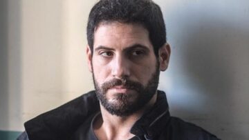 «Ο Άγγελος ερωτεύεται τη Στέλλα», αποκαλύπτει ο Θανάσης Πατριαρχέας για τον Σασμό