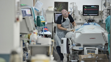 Κορωνοϊός: Από τη Βόρεια Ελλάδα και με υποκείμενα νοσήματα η πλειοψηφία των 226 νεκρών από Covid το τελευταίο 48ωρο